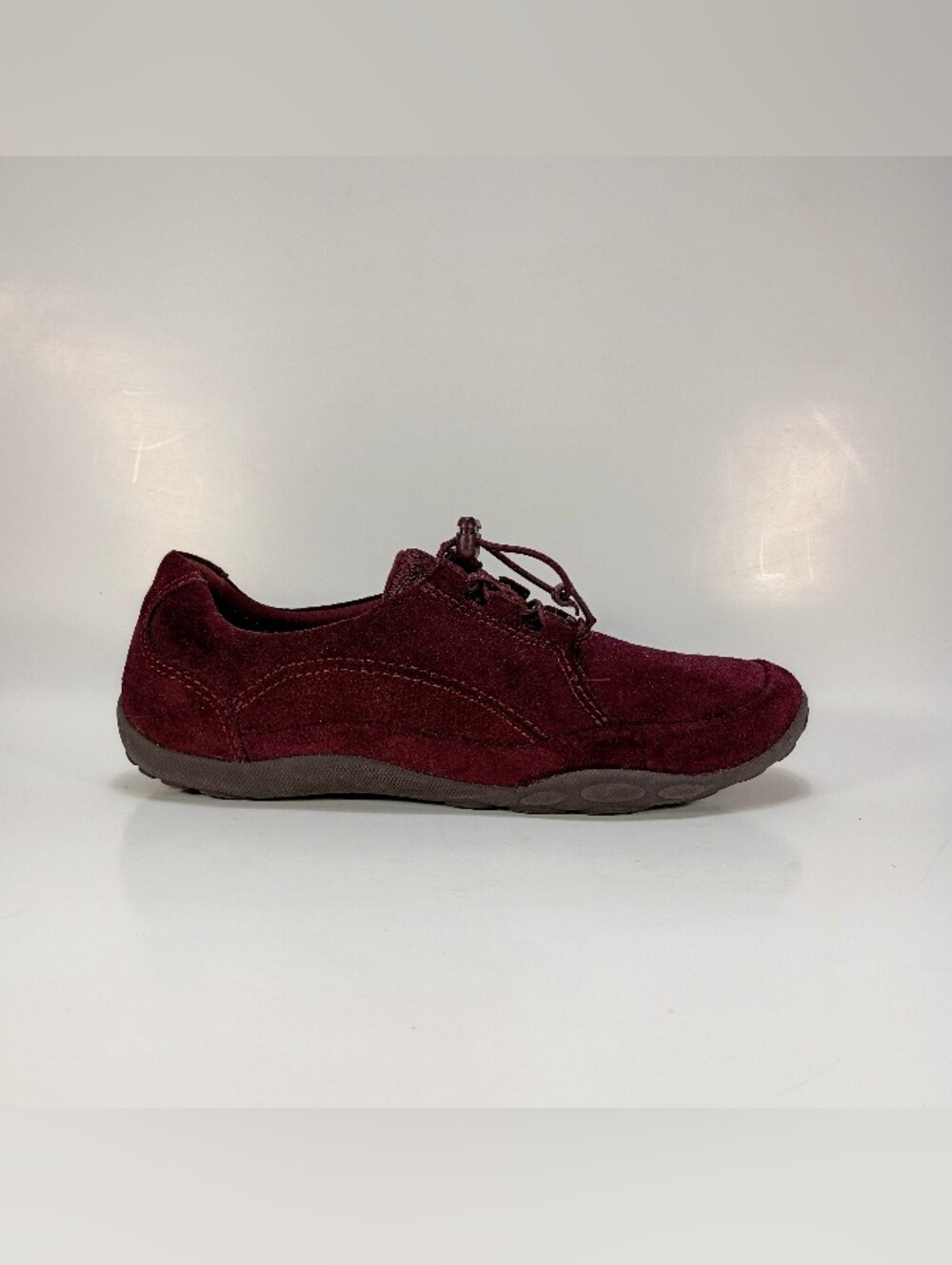 Clarks Collection Haley Rhea Womens 7 Burgundy Suede Bungee Lace Sneakers